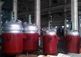 蒸汽加熱反應(yīng)釜、導(dǎo)熱油循環(huán)加熱反應(yīng)釜 
