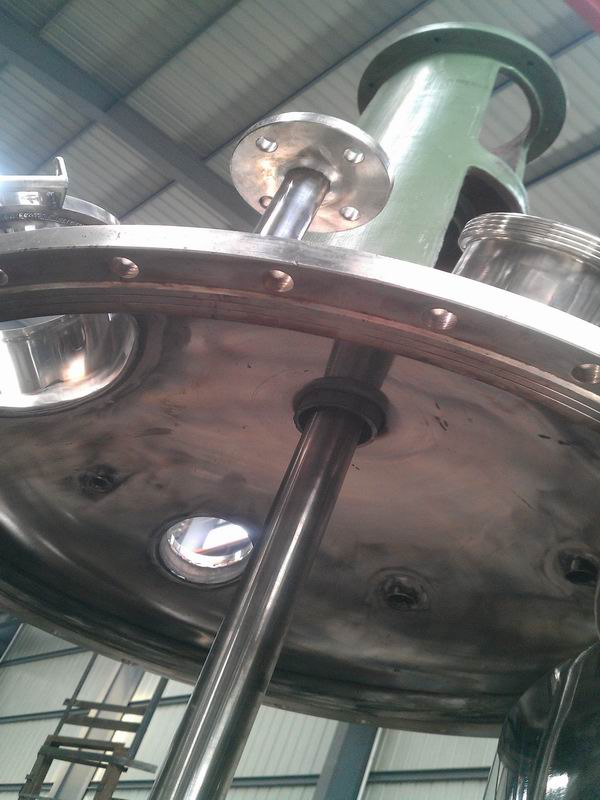 蒸汽加熱反應(yīng)釜、導(dǎo)熱油循環(huán)加熱反應(yīng)釜 