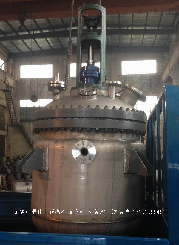 蒸汽加熱反應(yīng)釜、導(dǎo)熱油循環(huán)加熱反應(yīng)釜 