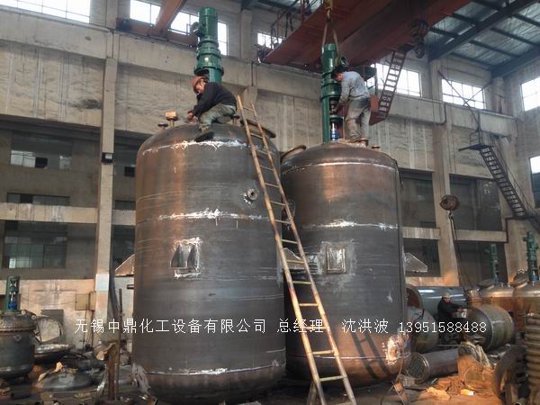 蒸汽加熱反應(yīng)釜、導(dǎo)熱油循環(huán)加熱反應(yīng)釜 