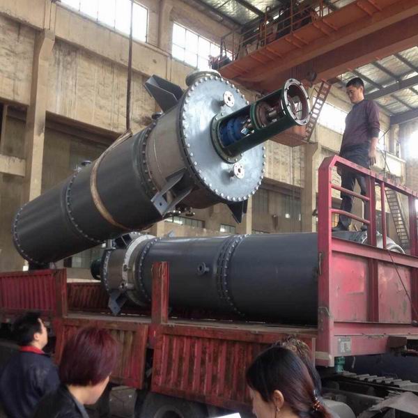 導(dǎo)熱油循環(huán)加熱薄膜蒸發(fā)器 導(dǎo)熱油加熱刮板薄膜蒸發(fā)器